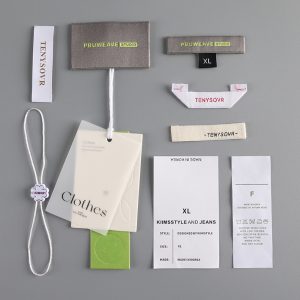 Wholesale Custom Center Fold Brand Woven Label